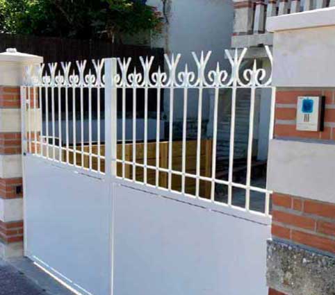 portails acier tech-innov fabrication installation portails en Charente Maritime